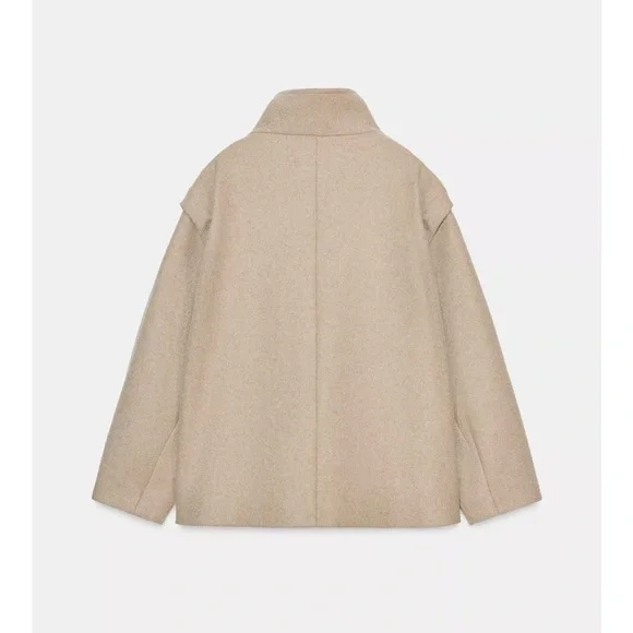 Beautiful stylish Zara Short Wool Coat with High Neck - Picture 4 of 6